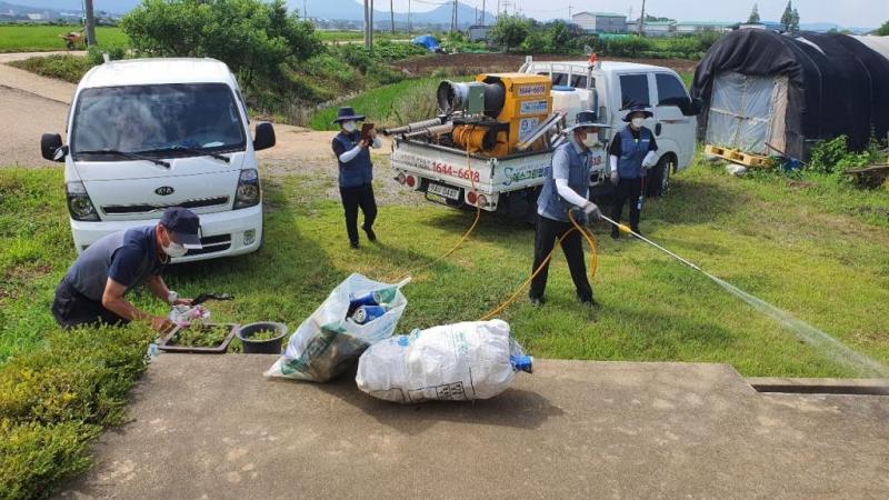 고북면 독거노인 해충소독 및 청소, 빨래봉사(7.20.)